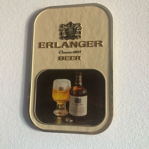Erlanger Classic 1893 beer plastic vintage wall decore 20”x13” - Picture 4 of 9